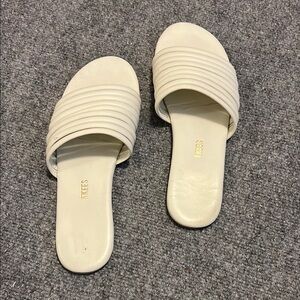 Women's Cream Slide Sandals